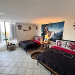 Mario, Harry Potter, Disney & Not Themed Loft Universal Studios 10Min Loft Apartment
