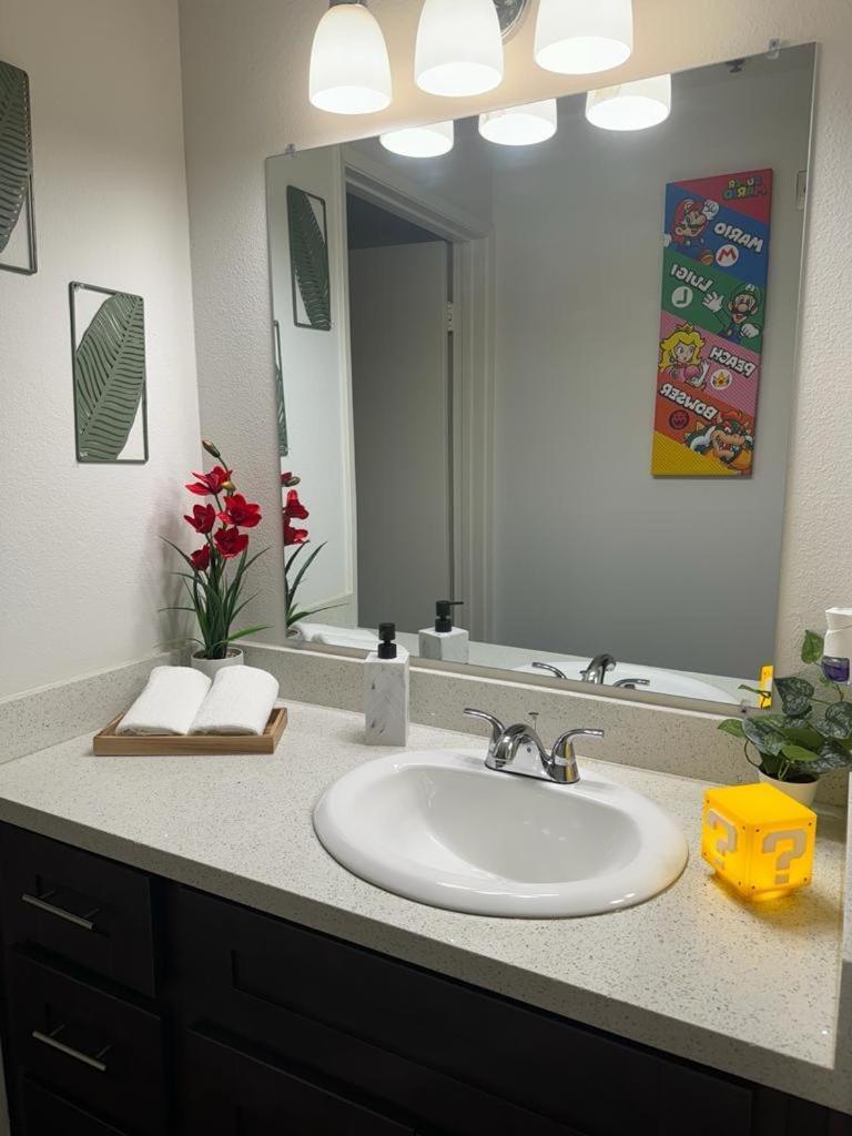 Mario, Harry Potter, & Not Themed Loft Universal 10min Loft Appartamento Los Angeles