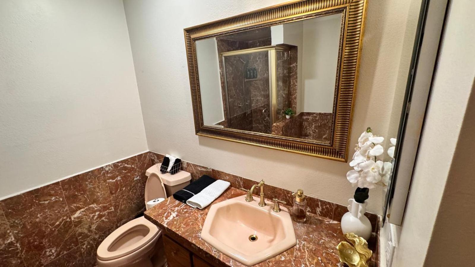Mario, Harry Potter, & Not Themed Loft Universal 10min Loft Apartamento Los Angeles